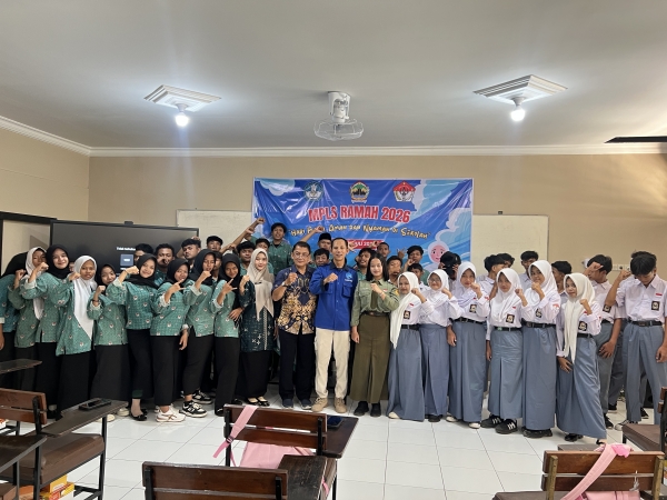 Dskominfo Kendal mengisi materi MPLS di SMA Trisula Kendal